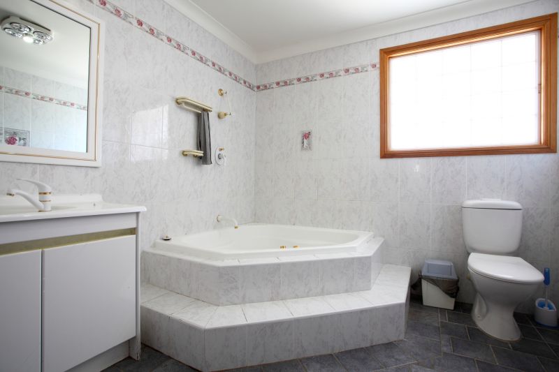 Top Bathtub Installation Companies in Florence, KY