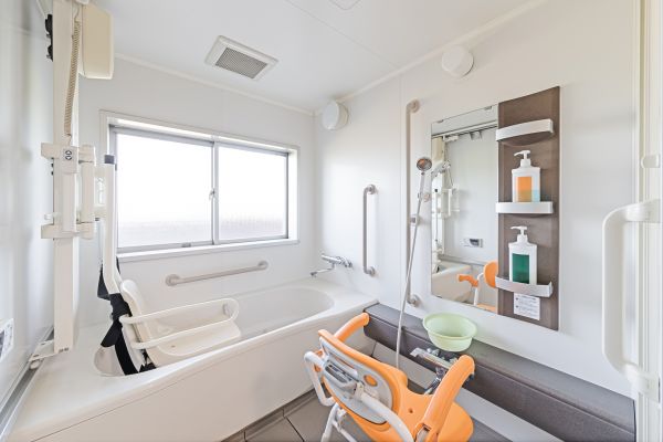 Senior Bathtub Installation in Florence