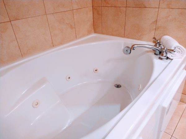 Acrylic Tub Installation in Florence